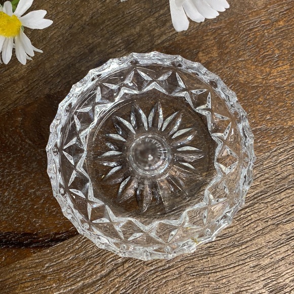 Vintage Clear Cut Glass Small Circular Ring Dish - Picture 4 of 4